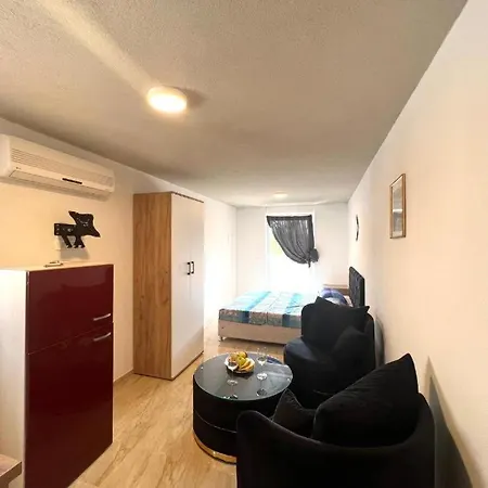 Melek Apartman Medulin Kültér fotó