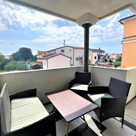 Melek Apartman Medulin Kültér fotó