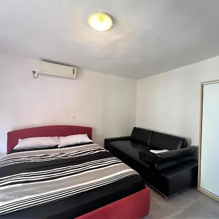 Melek Apartman Medulin Kültér fotó