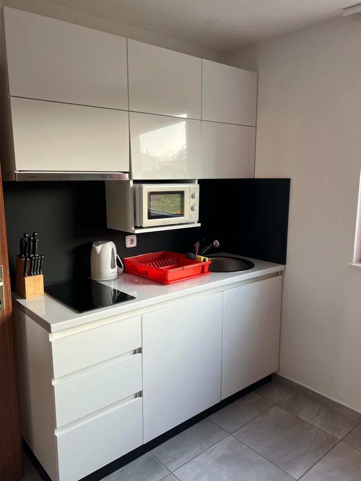 Melek Apartman *